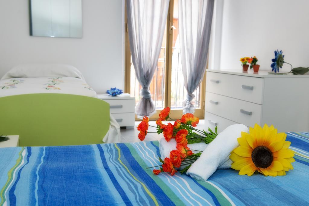Апартаменти Casa Longo 2 Кастелламмаре-дель-Гольфо Номер фото