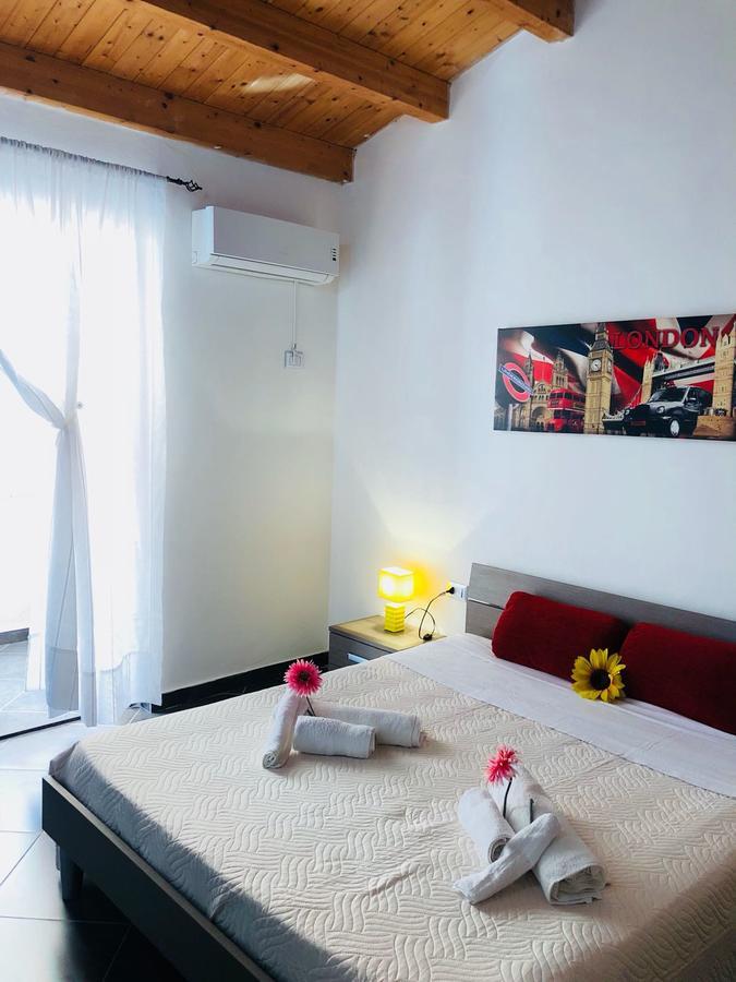 Апартаменти Casa Longo 2 Кастелламмаре-дель-Гольфо Екстер'єр фото
